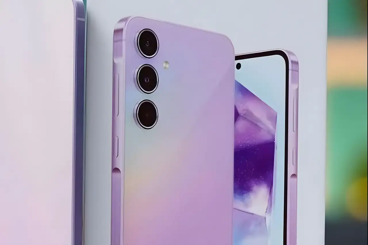 Galaxy A55 começa a receber beta da One UI 8 com patch de segurança de setembro